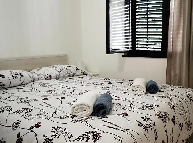 Maximilian #2 * 로비니